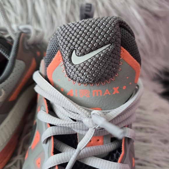 Nike AIR MAX Genome  Gray and Orange Sneakers - Picture 12 of 12